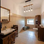 Apartment La Boheme And Glamping *