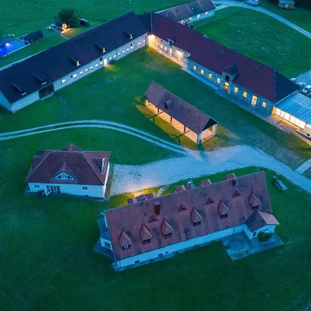 La Boheme And Glamping Apartament *