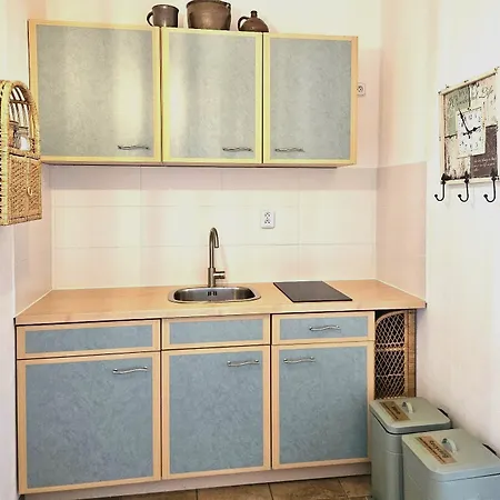 Apartment La Boheme And Glamping *